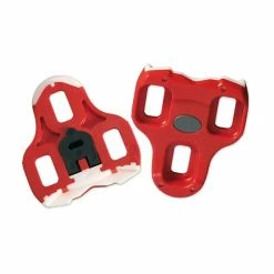 LOOK CALES KEO BI MATIERE ROUGES