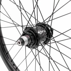 ROUES ONYX ULTRA SS DISC - PRIDE GRAVITY V-BRAKE GLOSS - BLACK -Accessoires Vélo Soldes roues onyx ultra ss disc pride gravity v brake gloss black 3